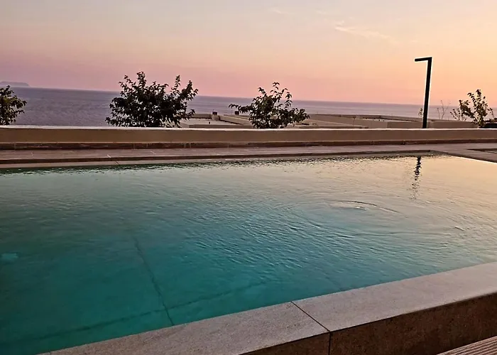 Villa Champagne Coast